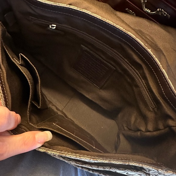 Coach shoulder bag with multiple pockets and zipper pocket. Great condition. - Picture 5 of 7